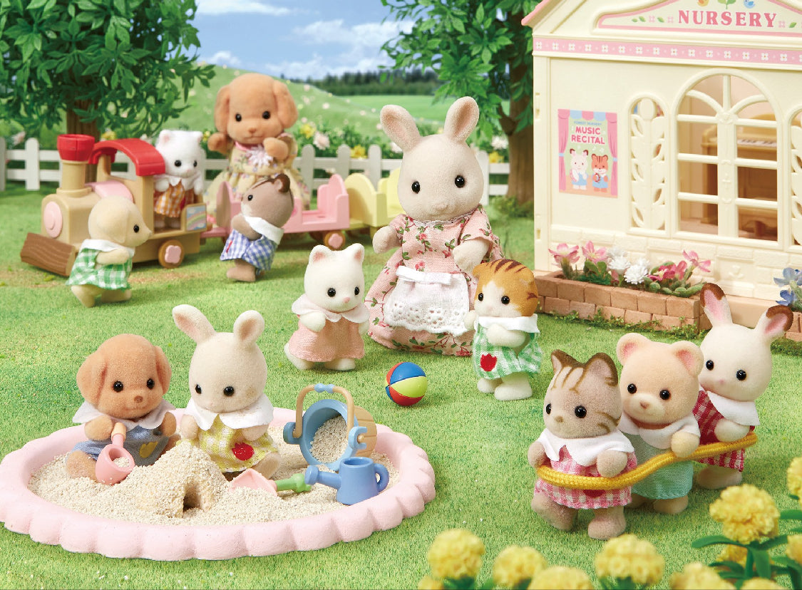 Sylvanian Families Silk Cat Kinder