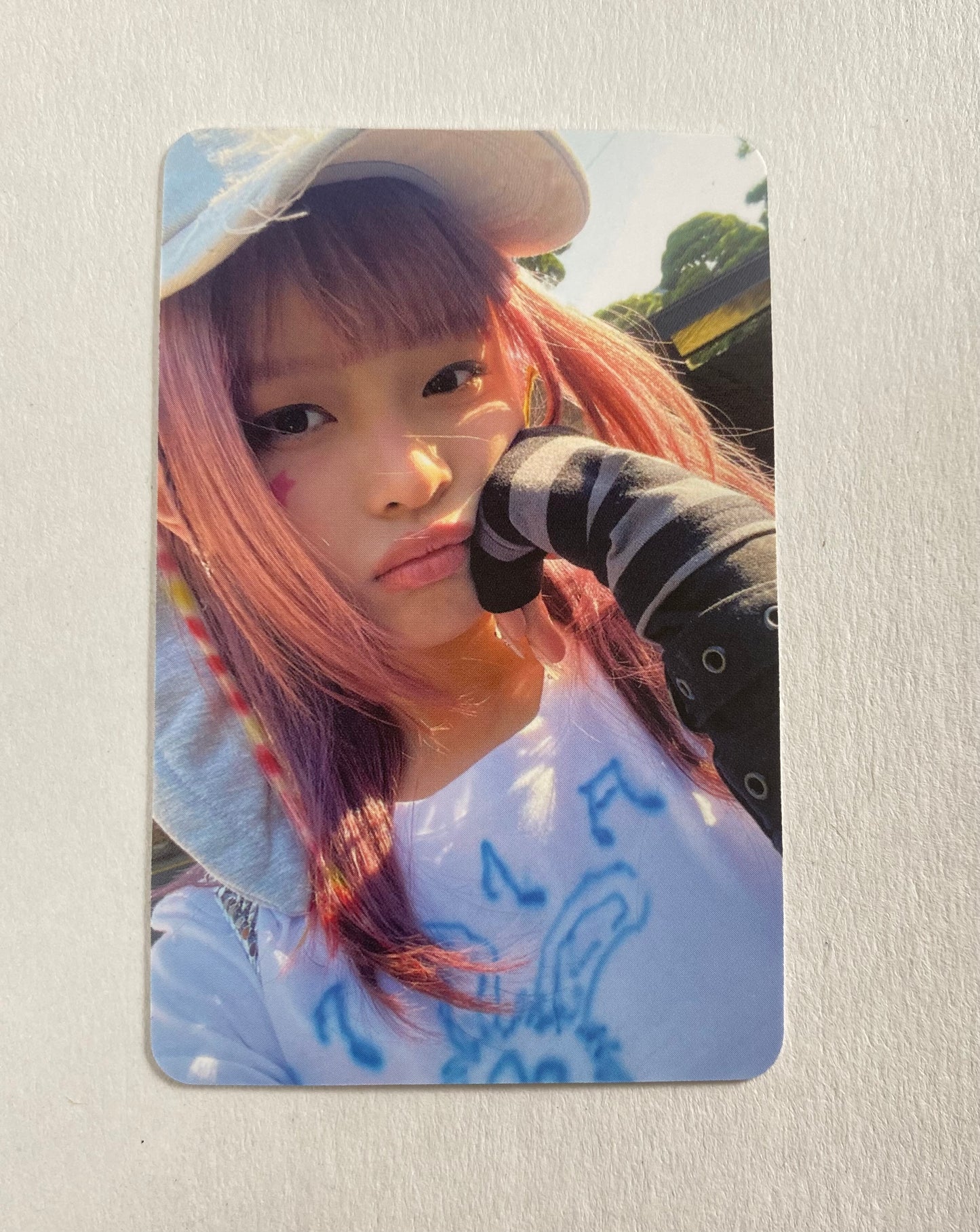 New Jeans Hanni "OMG" Weverse ver. B