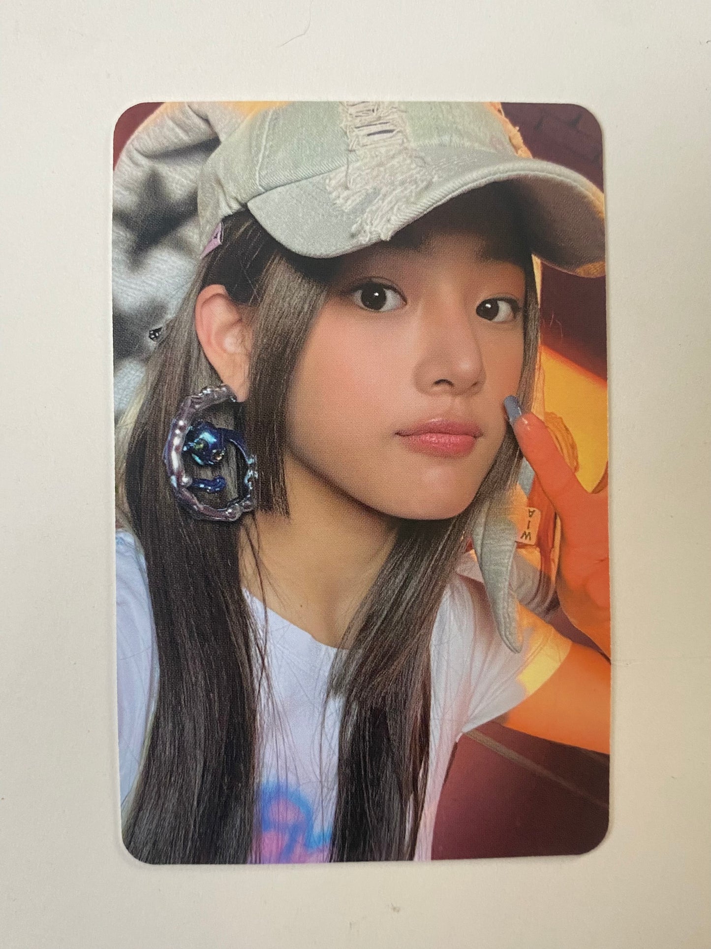 New Jeans Minji "OMG" ver. Weverse B