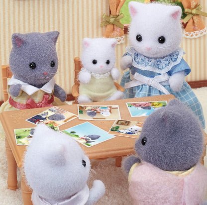 Sylvanian Families Gato Persa Kinder