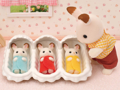 Sylvanian Families Set Habitación de los Trillizos Conejo Chocolate